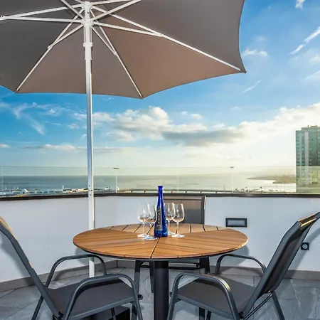 Vista Azul Penthouse *