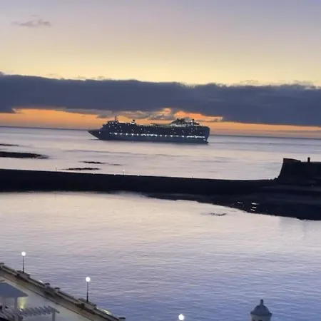 Vista Azul Penthouse 公寓 阿雷西费